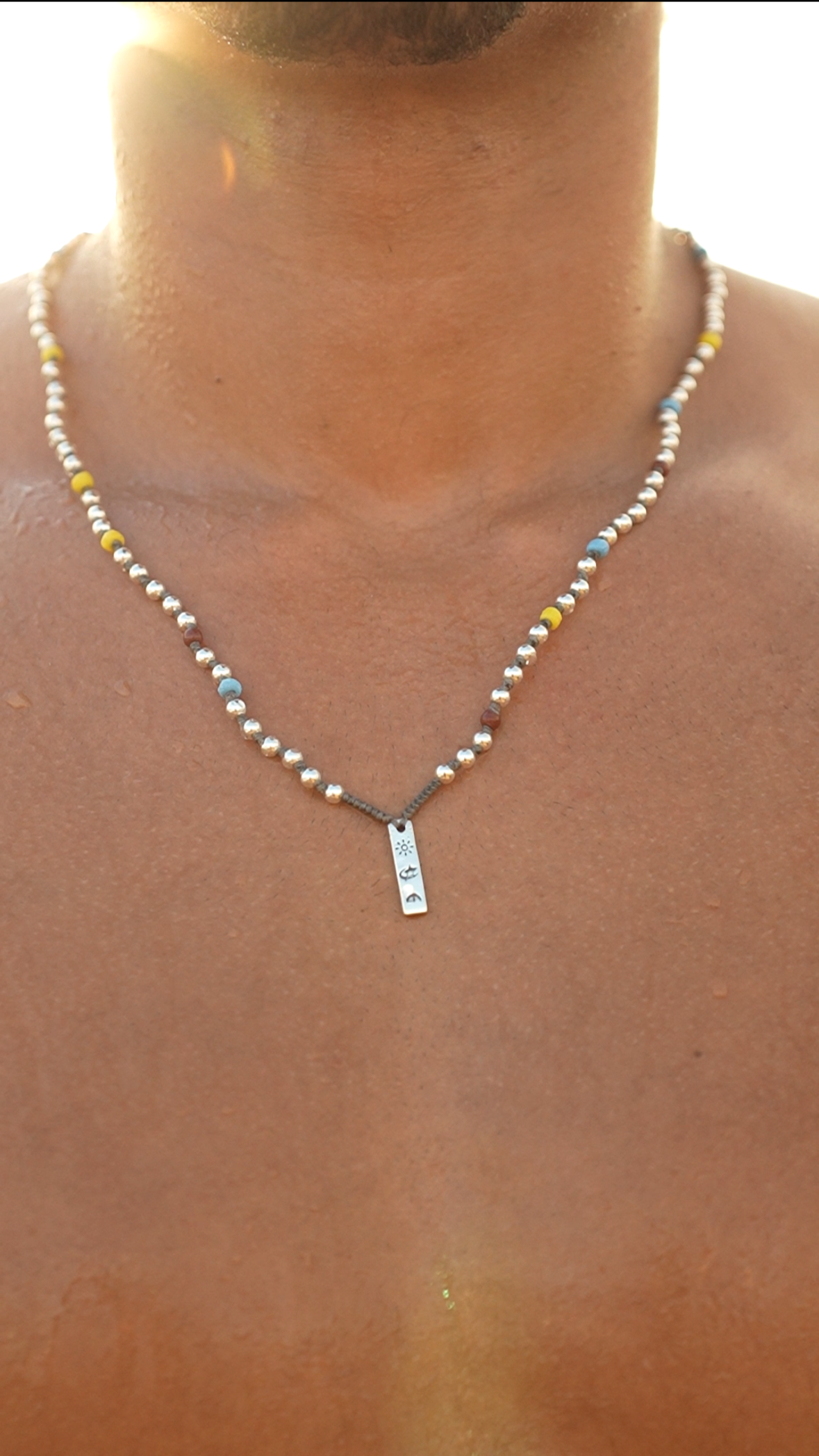 ISLAND NECKLACE