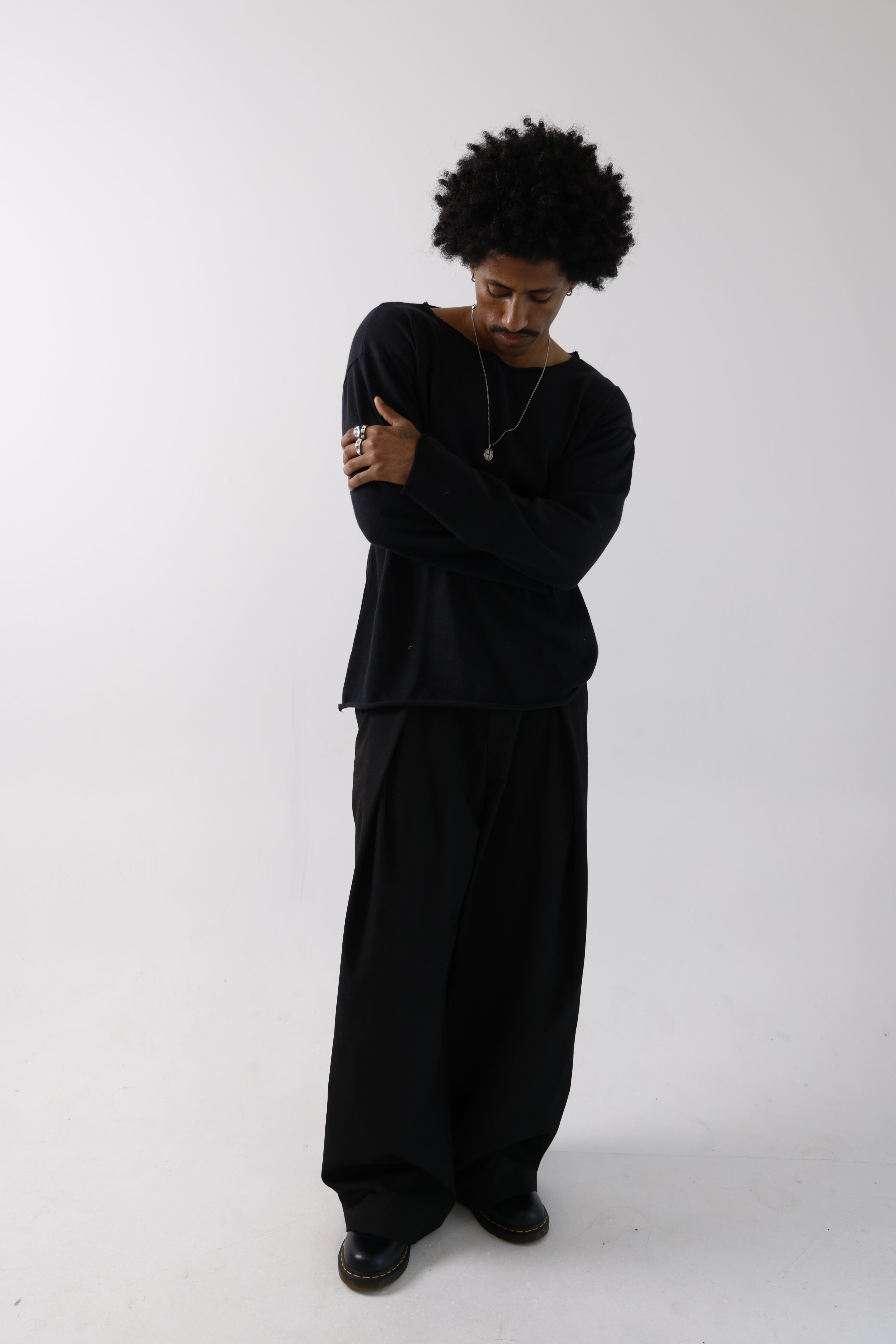 ROSERY LONG-T BLACK