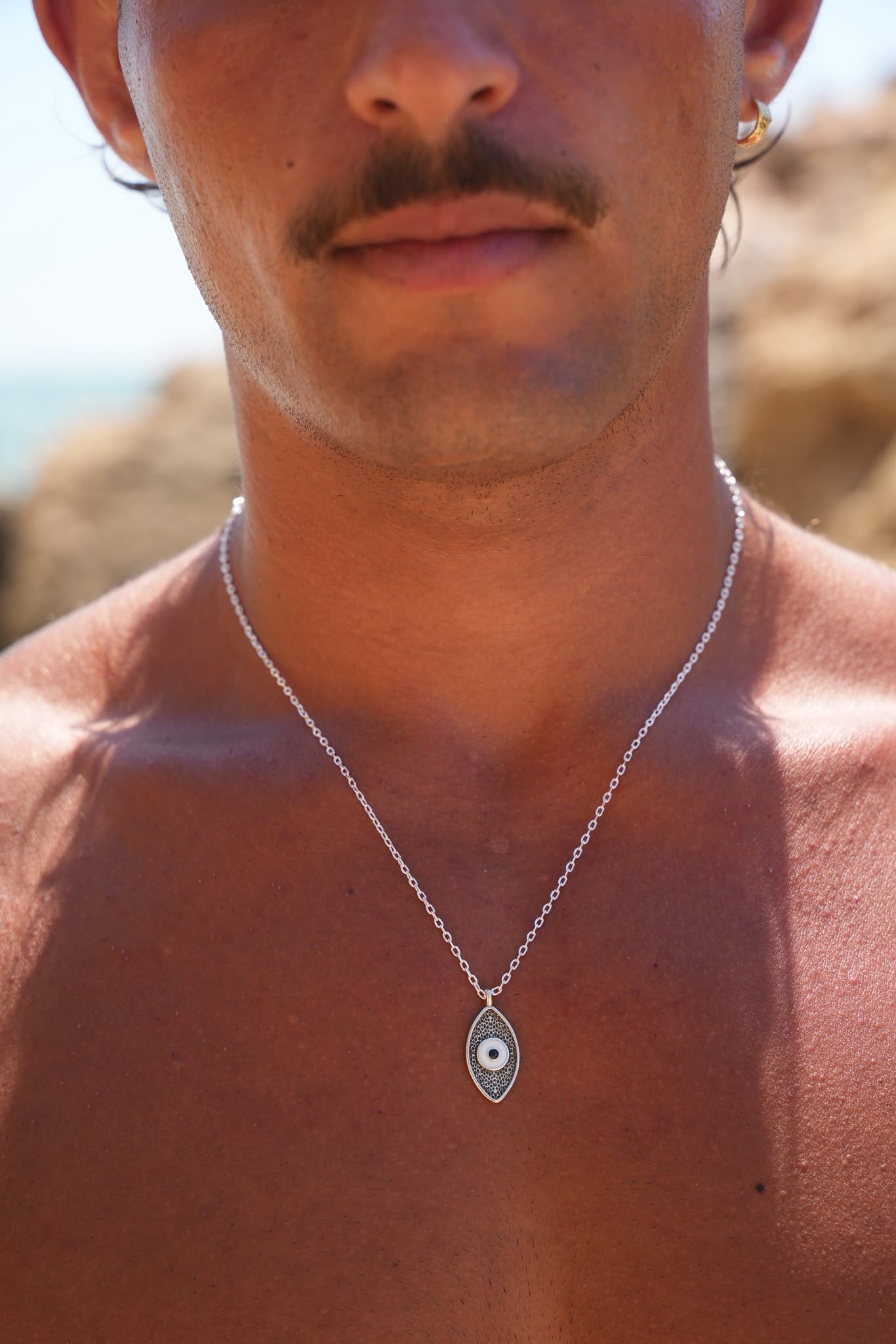 AYRIS NECKLACE