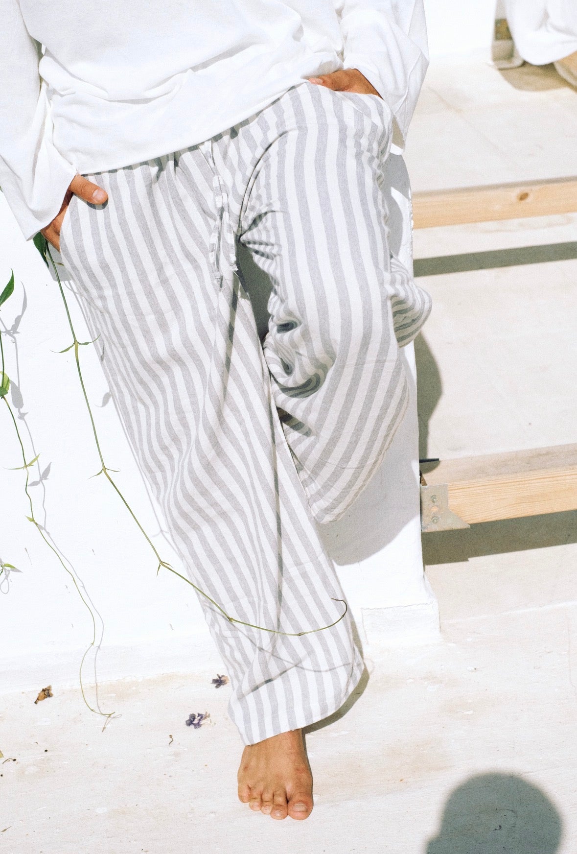 STRIPED PANTS GRAY
