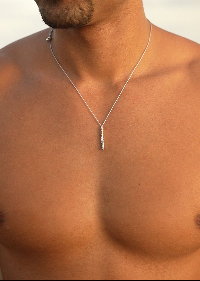 PALM NECKLACE