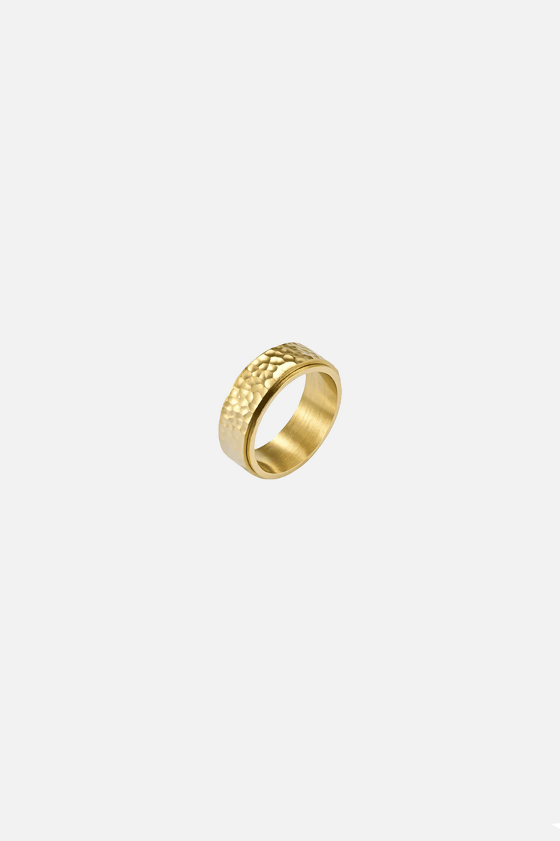 ONYX RING