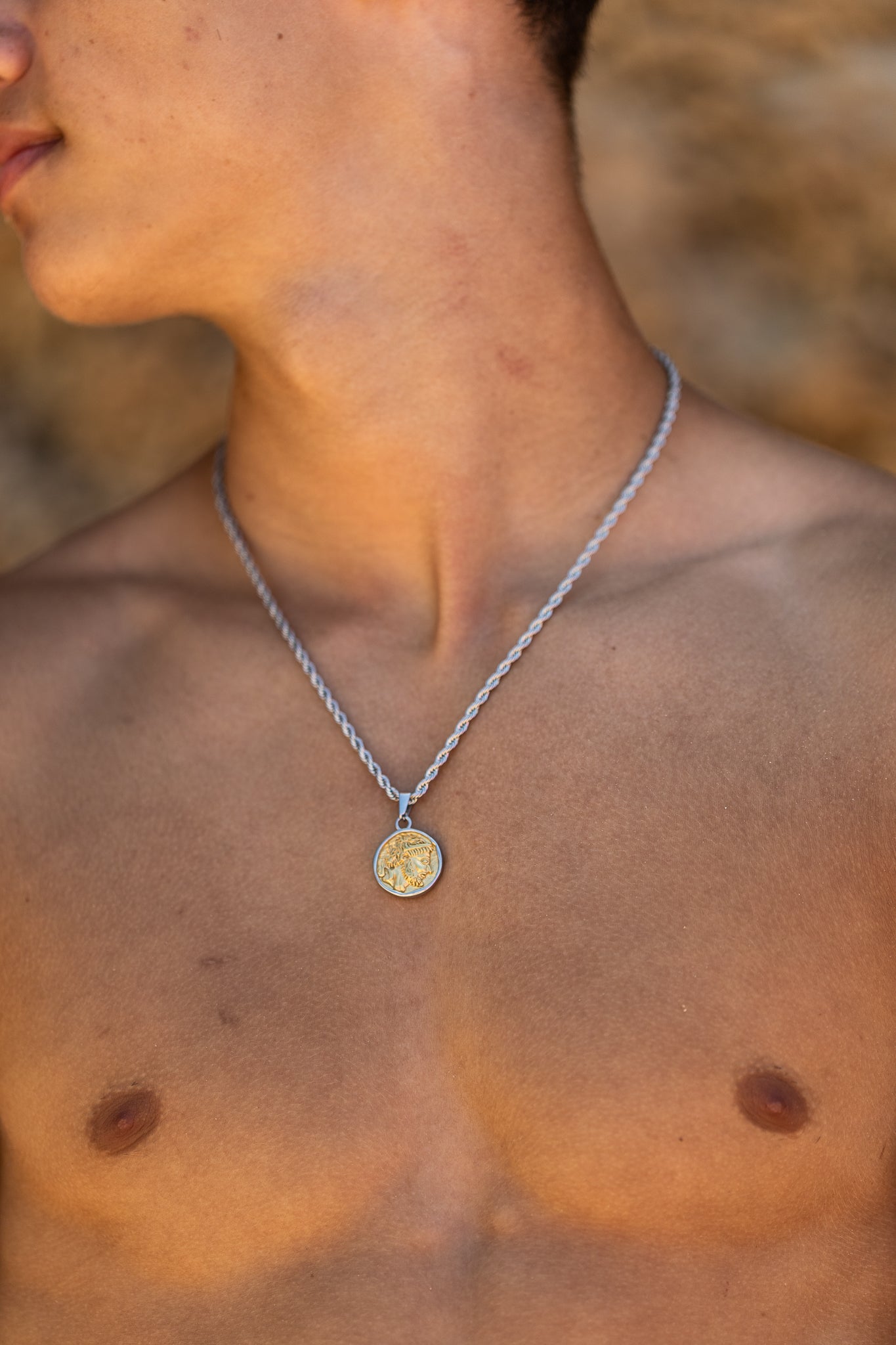 ZÉUS NECKLACE