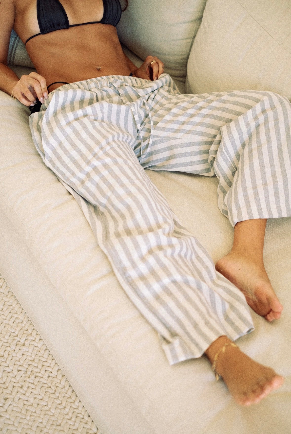 STRIPED PANTS GRAY