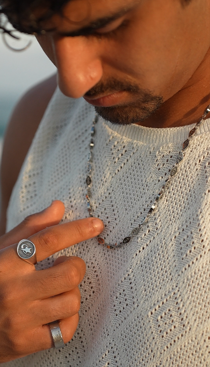 EVIL EYES NECKLACE
