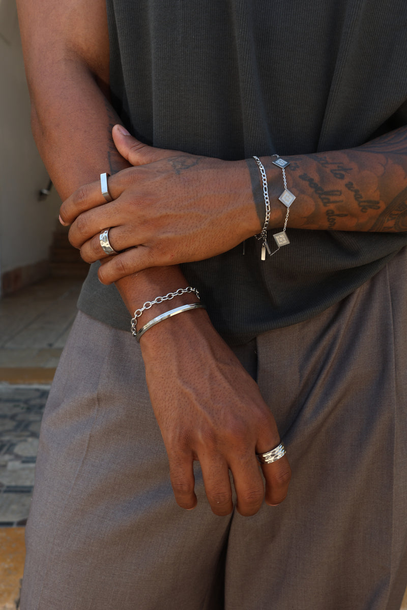 LINKED BRACELET
