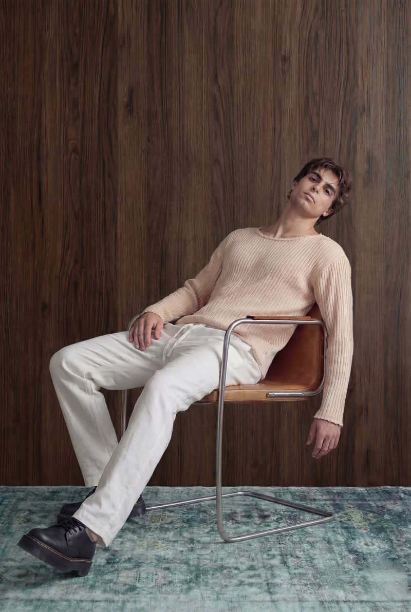 overlay: 1.78 מ׳ | 68 ק״ג | לובש מידה M