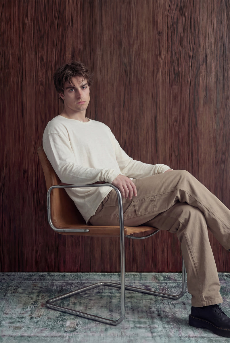 overlay: 1.78 מ׳ | 68 ק״ג | לובש מידה M